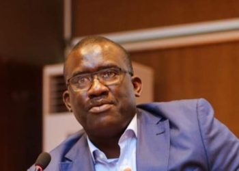 Dire la vérité en toute circonstance et agir toujours selon les valeurs et principes qu’on a par ailleurs déjà défendus.