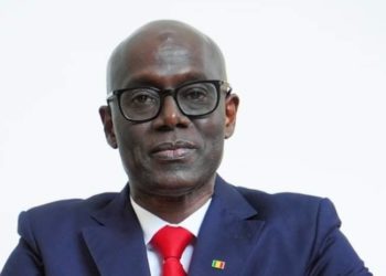 Pendant qu’il est encore temps [par thierno Alassane Sall]
