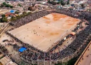 GUINÉE CONAKRY: PLUS DE 30 PERSONNES DÉCÉDÉS À LA SUITE D’UNE BOUSCULADE PENDANT UN MATCH DE FOOTBALL À N’ZÉRÉKORÉ.
