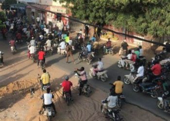 Les Jakartamen en colère à Kaolack