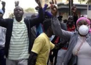 Le Nouveau Front conteste et promet de défier l’interdiction