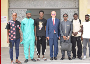 Le 80e anniversaire de la Victoire du peuple soviétique commémoré à Dakar