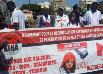 “Retour aux valeurs” c’est ce que réclame le mouvement RENA à travers une randonnée pédestre