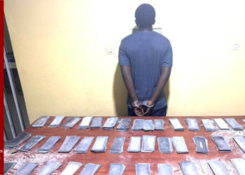 Des billets noirs d’une contrevaleur de plus de 3 milliards 580 millions saisis au centre du pays