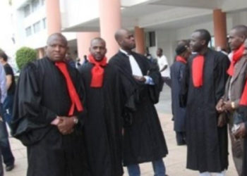 Les travailleurs de la justice renouvellent leur grève de 48 heures, dénonçant le « mépris » des autorités