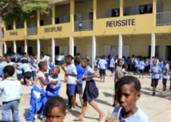 le 6 octobre rentrée scolaire pour les enseignants et le personnel administratif