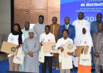 Cérémonie officielle de distribution de 5000 ordinateurs par le ministère de l’éducation nationale