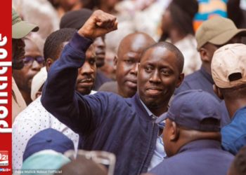 Pape Malick Ndour bloqué à l’aéroport, dénonce une tentative d’humiliation