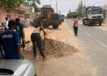 Diourbel : l’ASC Réveil de la Zone 4 mobilisée pour une journée de nettoyage au quartier Cheikh Anta